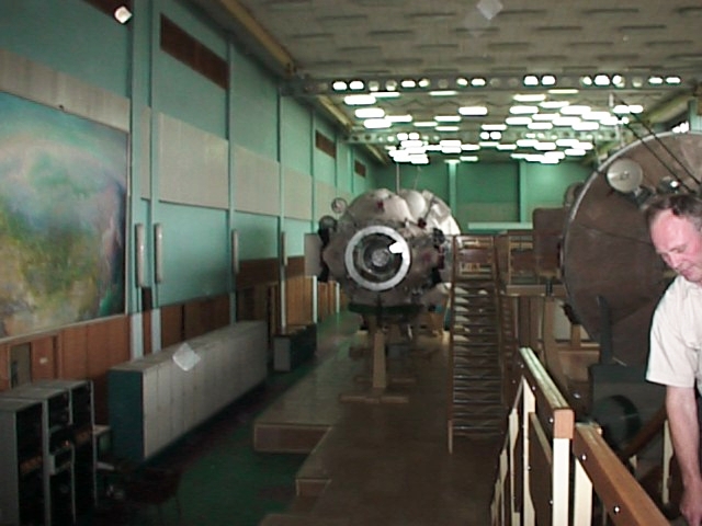 mos80016